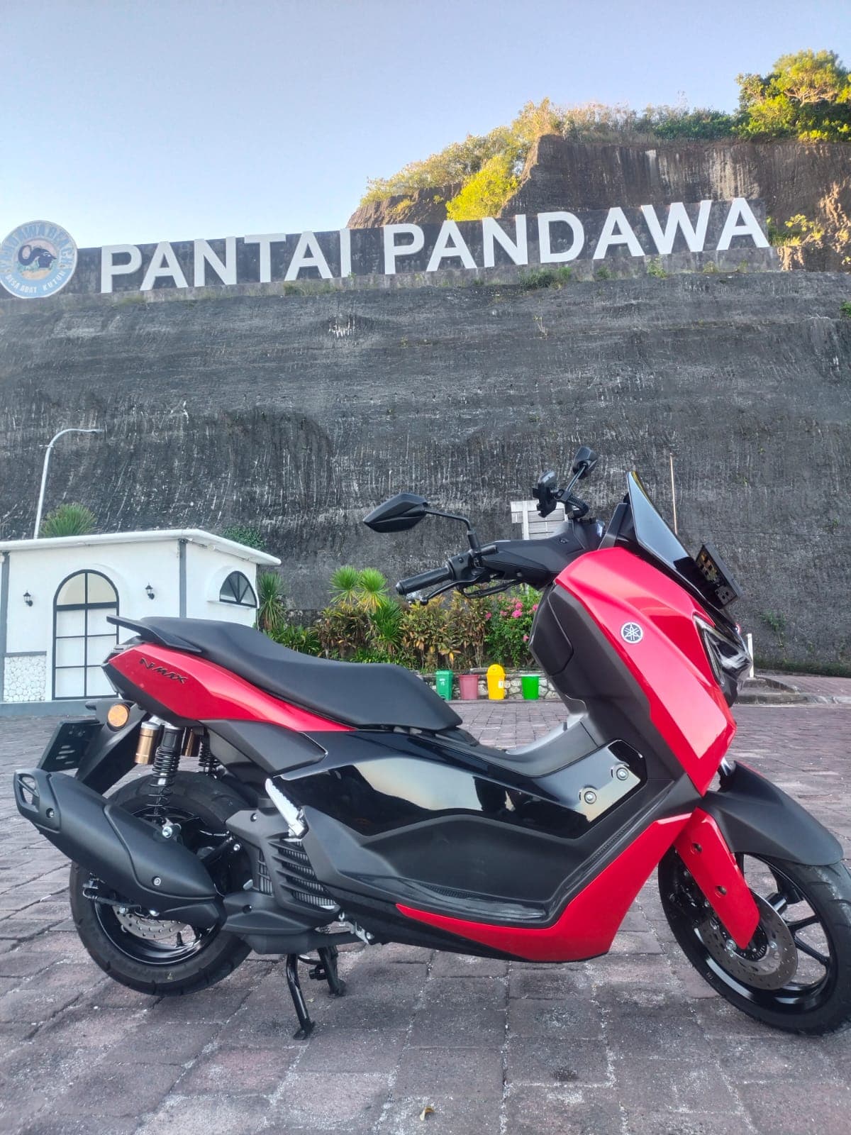 YAMAHA NMAX NEO S 2026 Red Keyless